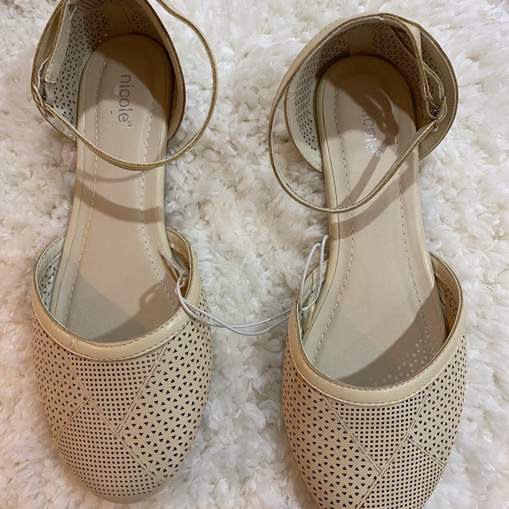 Flat Shoes